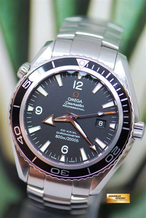 omega seamaster calibre 2500.